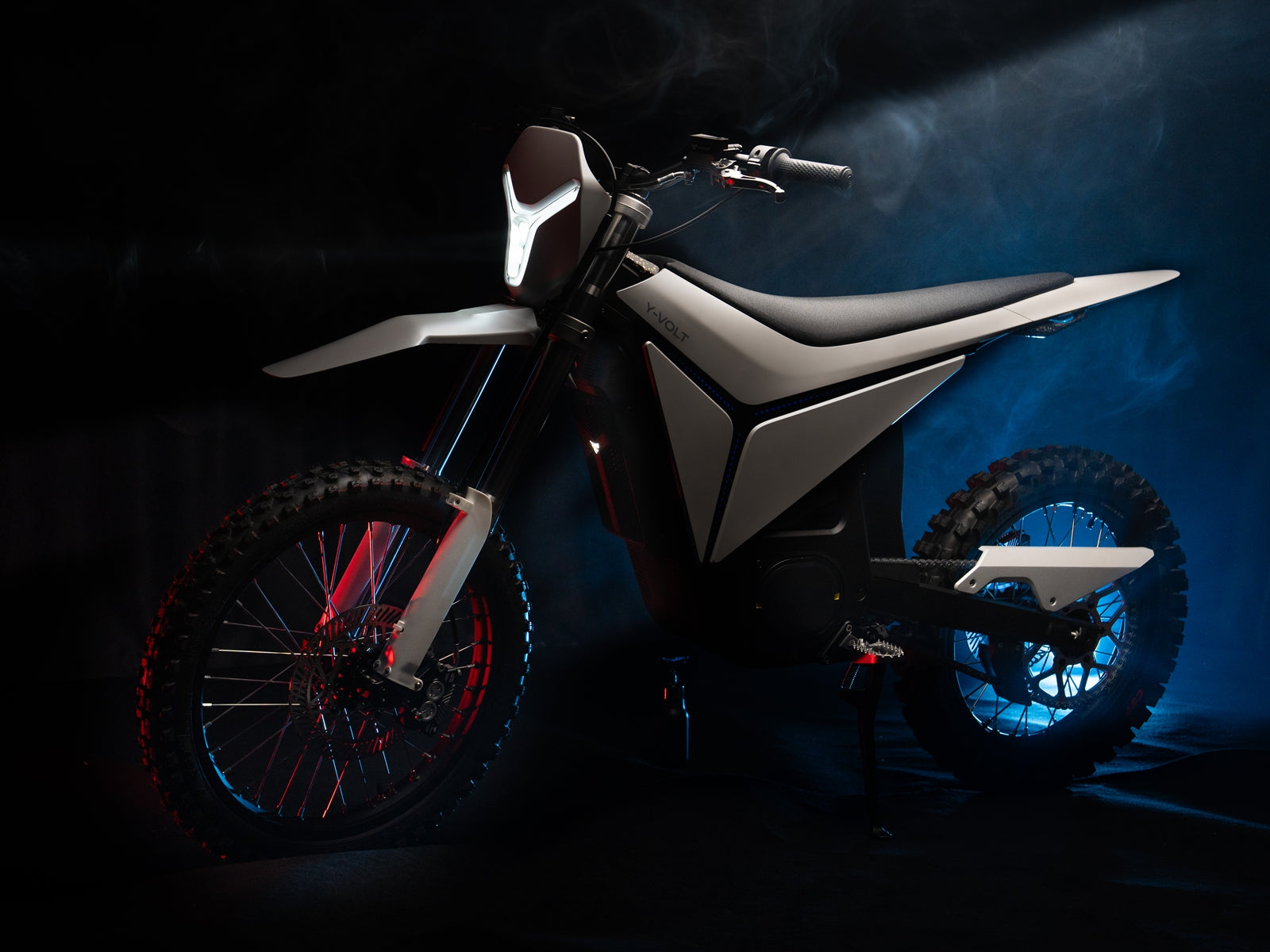 Surge V studio side profile