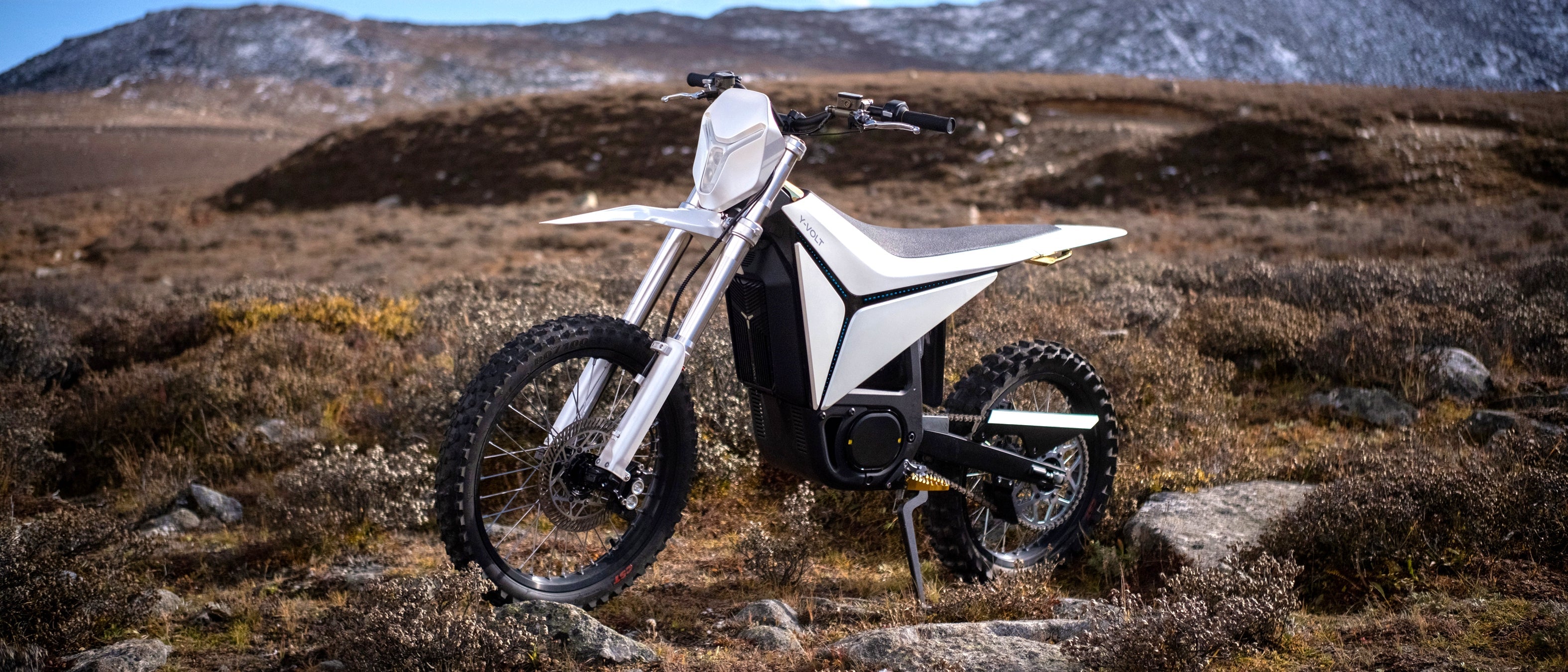 Y-VOLT Surge V side profile
